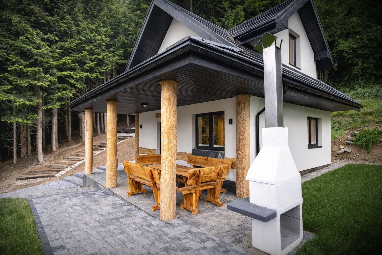 Uroczysko Polańczyk — luksusowe domki z jacuzzi nad Jeziorem Solińskim